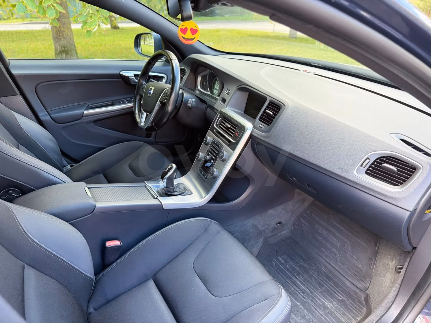 Volvo V60 фото 8