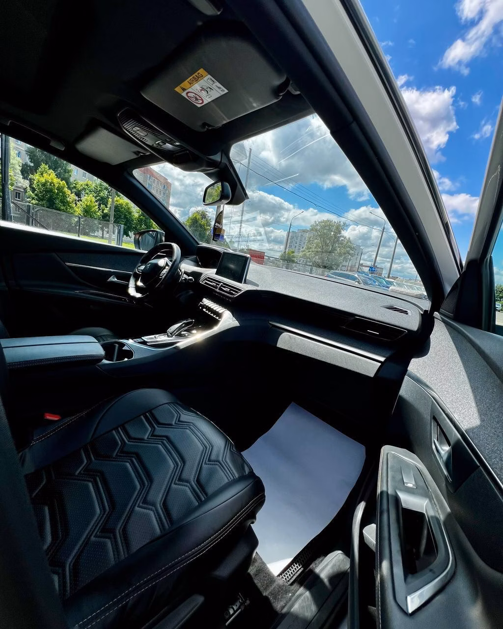 Peugeot 3008 фото 12