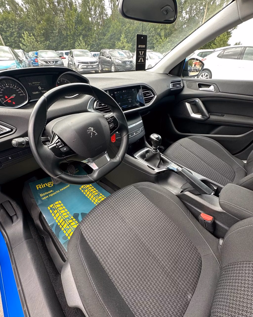Peugeot 308 фото 10