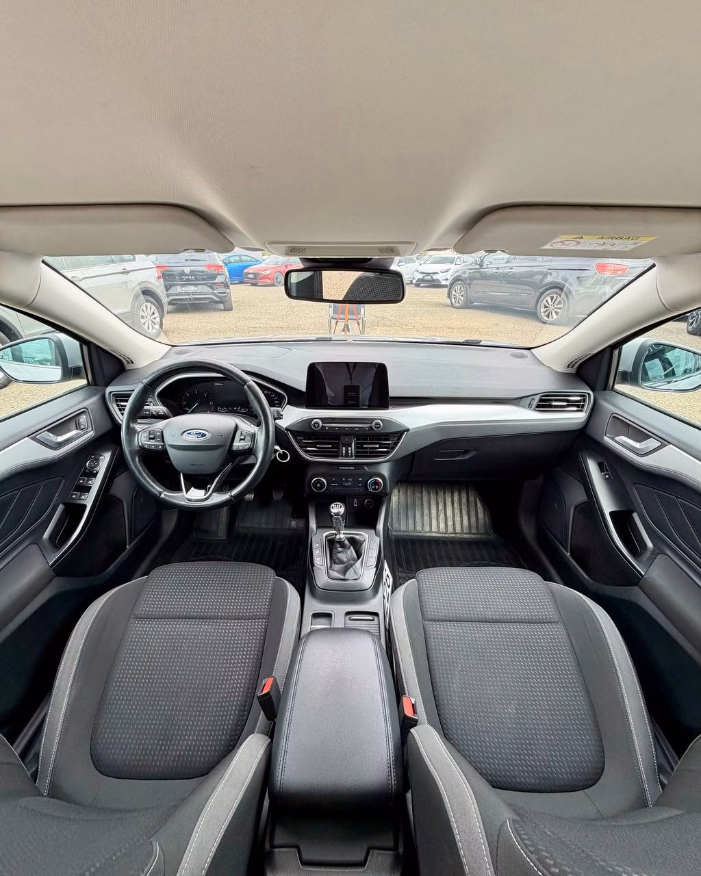 Ford Focus фото 11