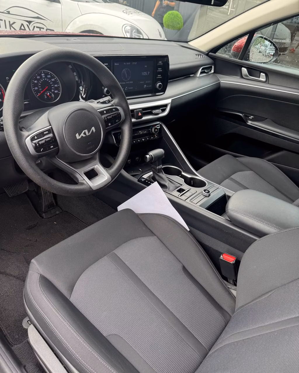 Kia K5 фото 10