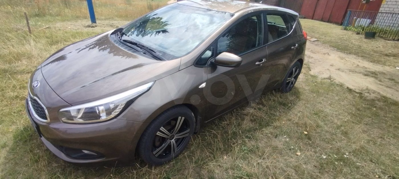 Kia Cee'd фото 9