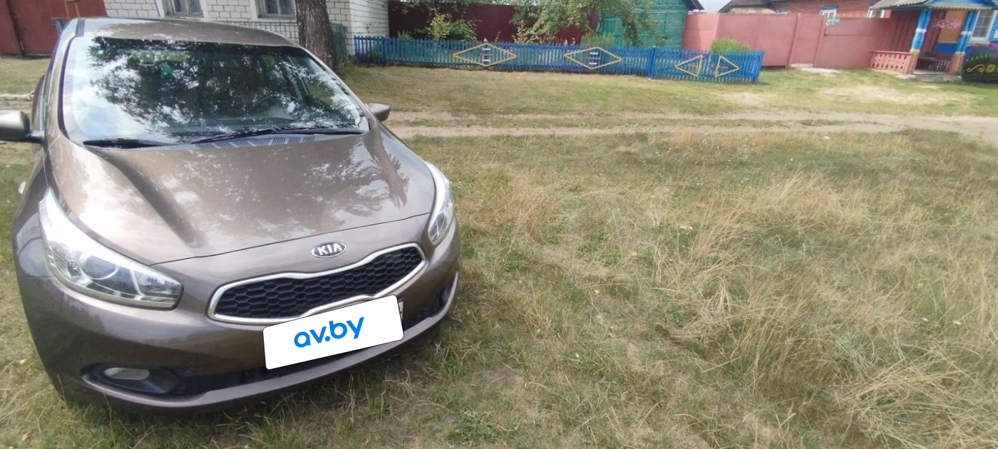 Kia Cee'd фото 2