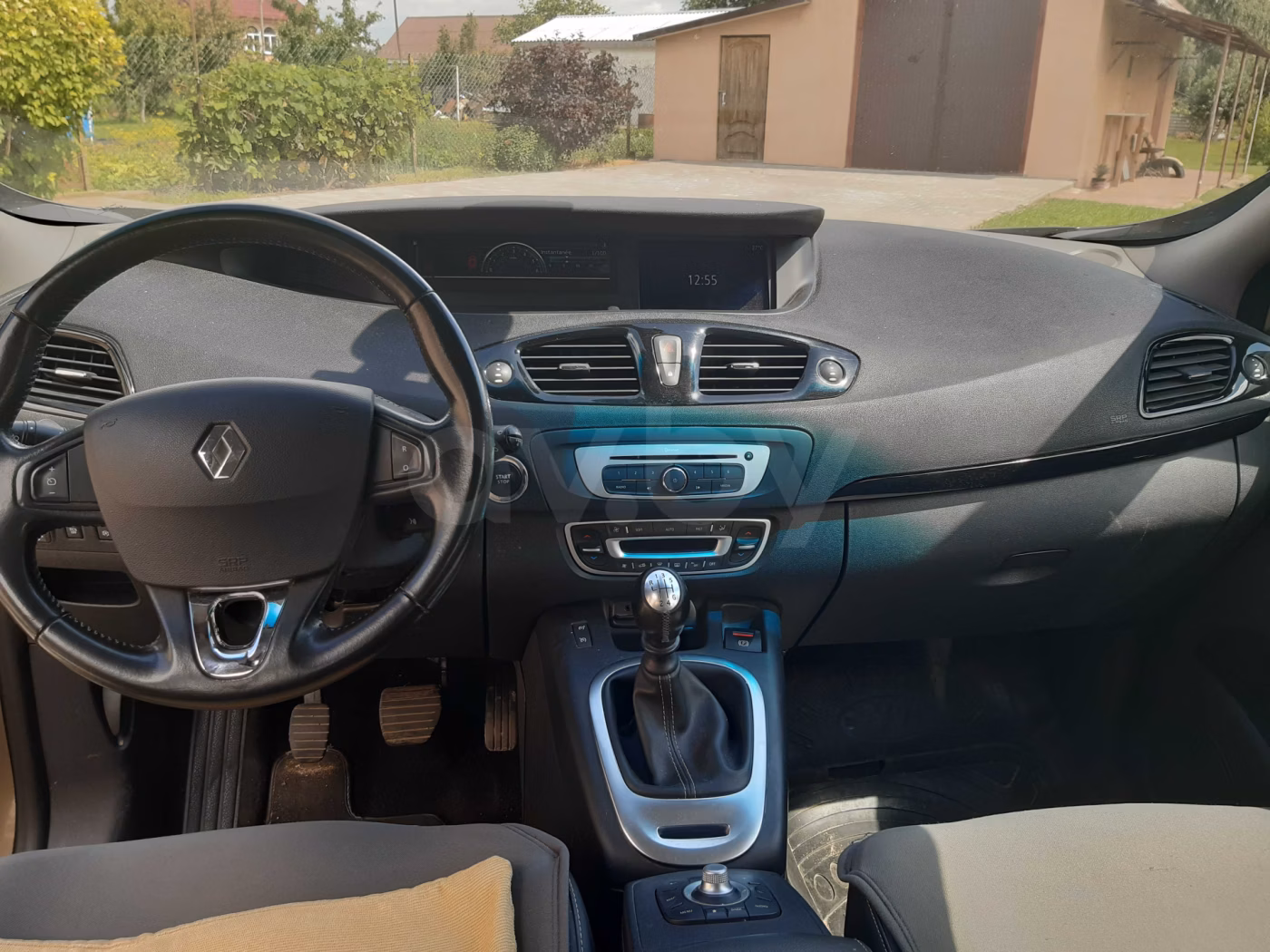Renault Grand Scenic фото 9