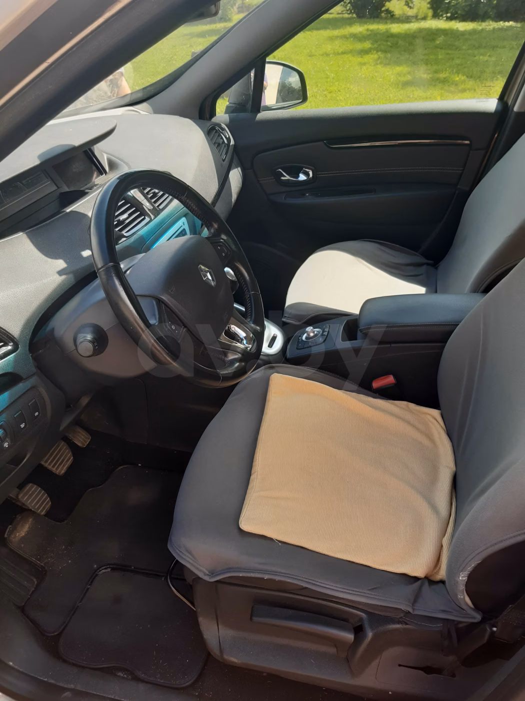 Renault Grand Scenic фото 8