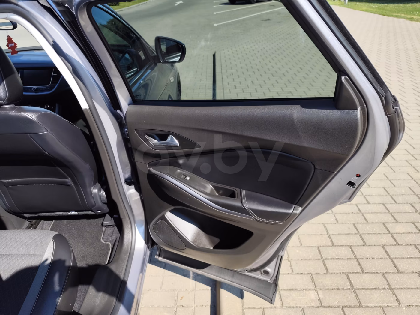 Opel Grandland X фото 16