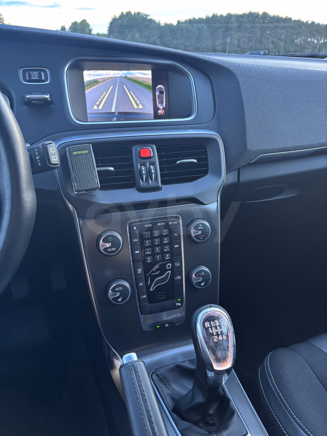 Volvo V40 фото 14