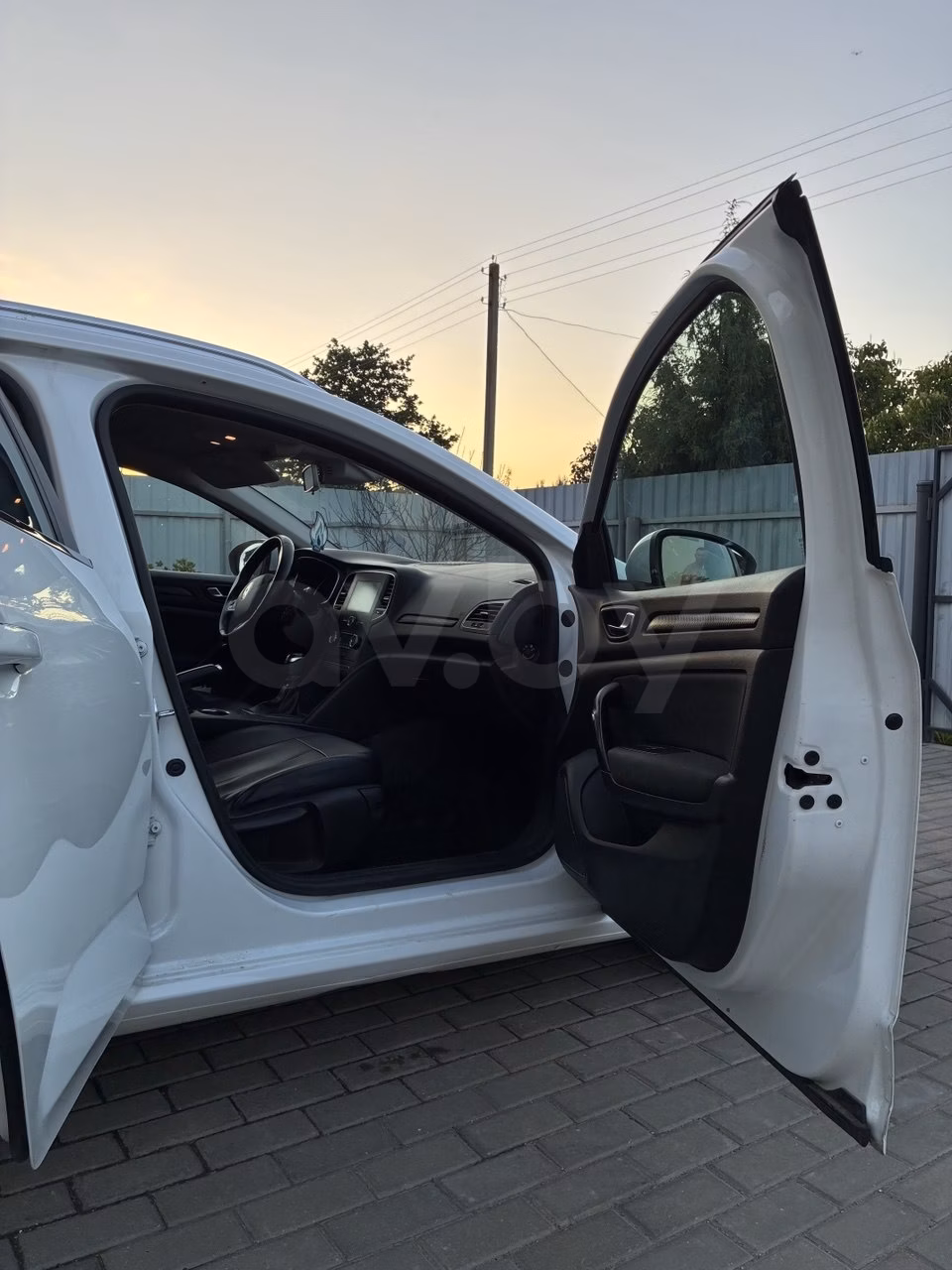 Renault Megane фото 8