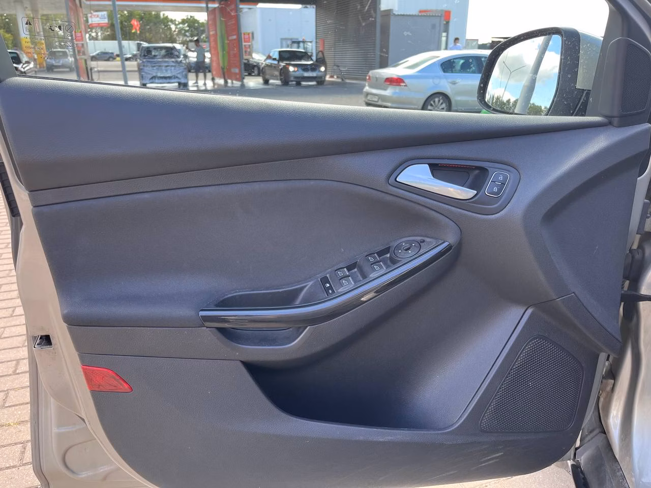 Ford Focus фото 7