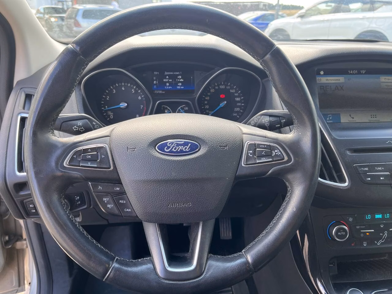 Ford Focus фото 8