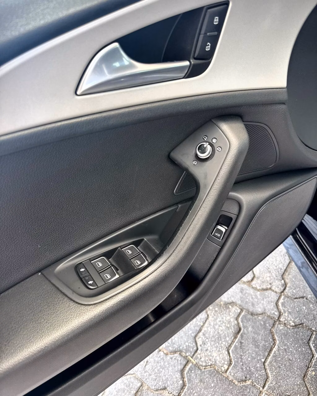 Audi A6 фото 9