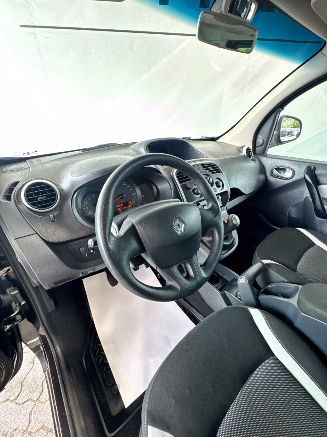 Renault Kangoo фото 11