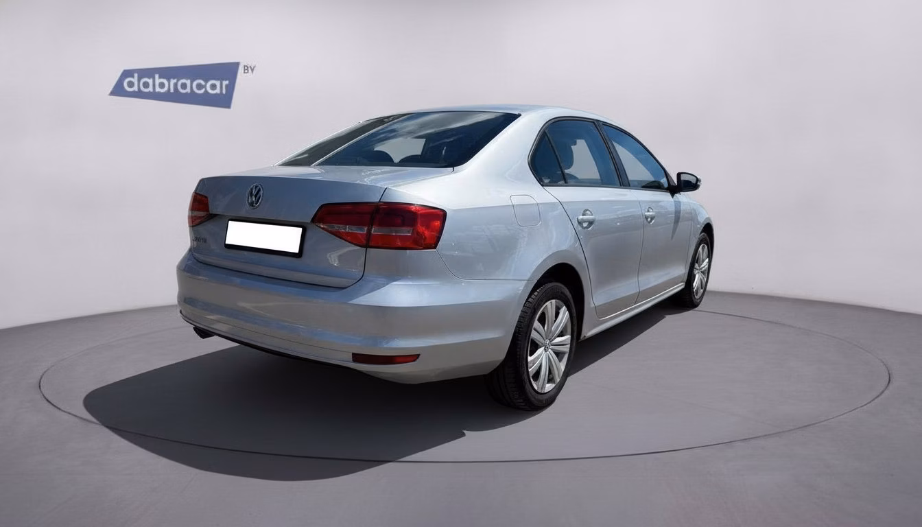 Volkswagen Jetta фото 5