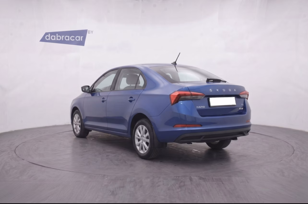 Skoda Rapid фото 7