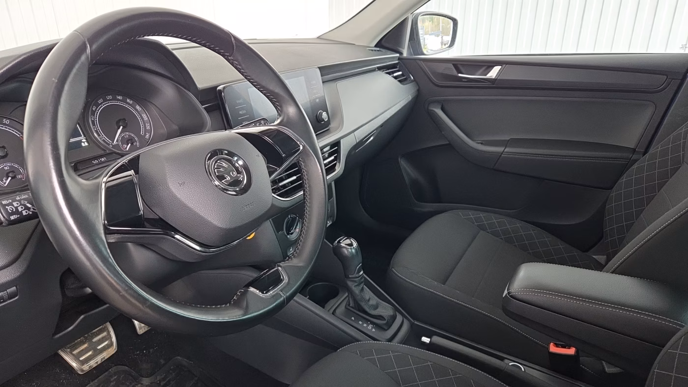 Skoda Rapid фото 13