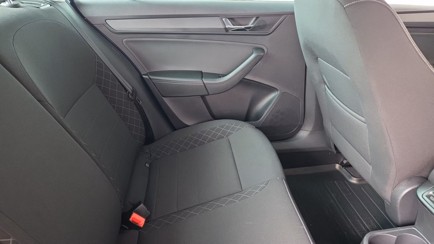 Skoda Rapid фото 16