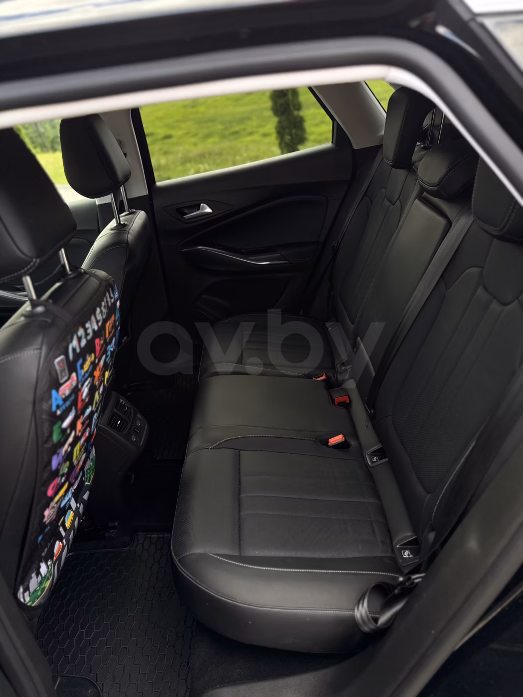 Opel Grandland X фото 11