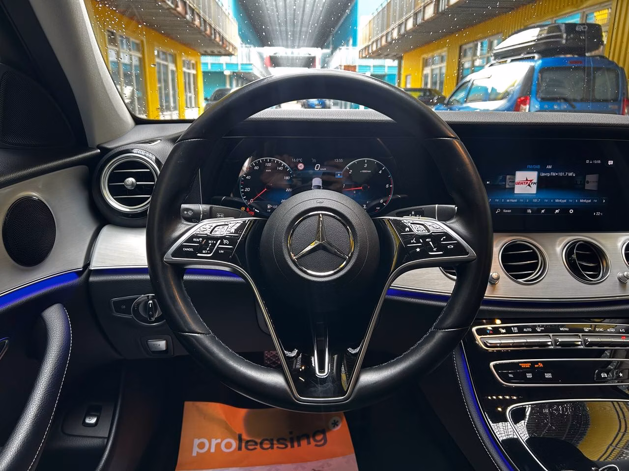 Mercedes-Benz E-Класс фото 11