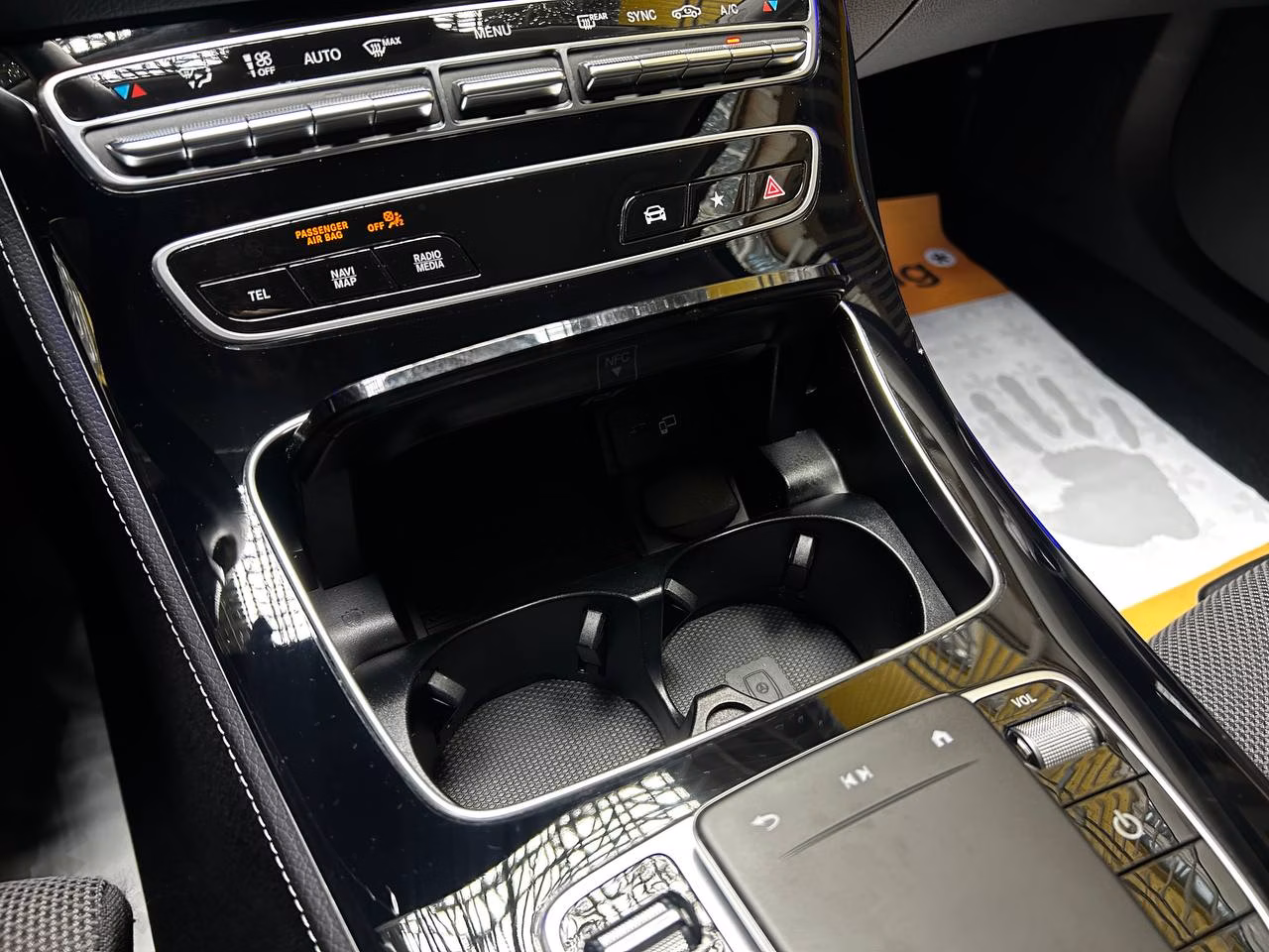 Mercedes-Benz E-Класс фото 16