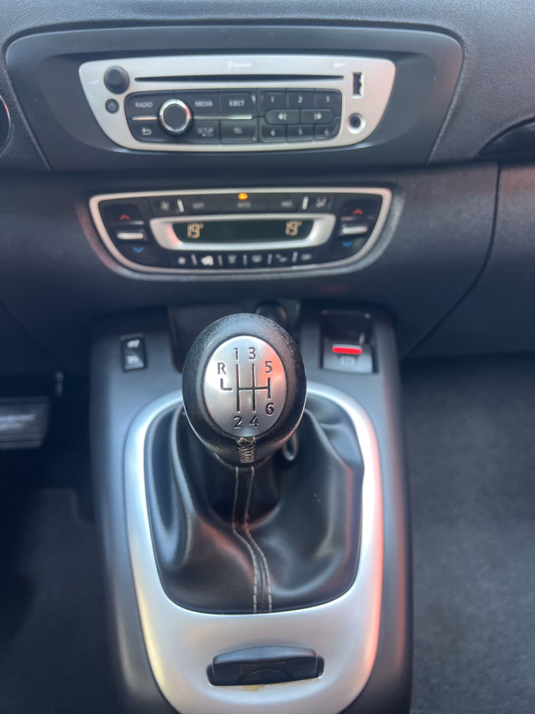 Renault Grand Scenic фото 20