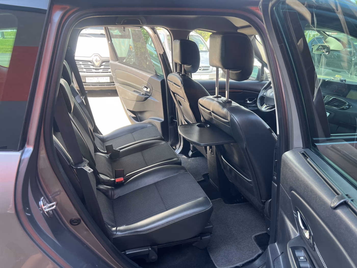 Renault Grand Scenic фото 13