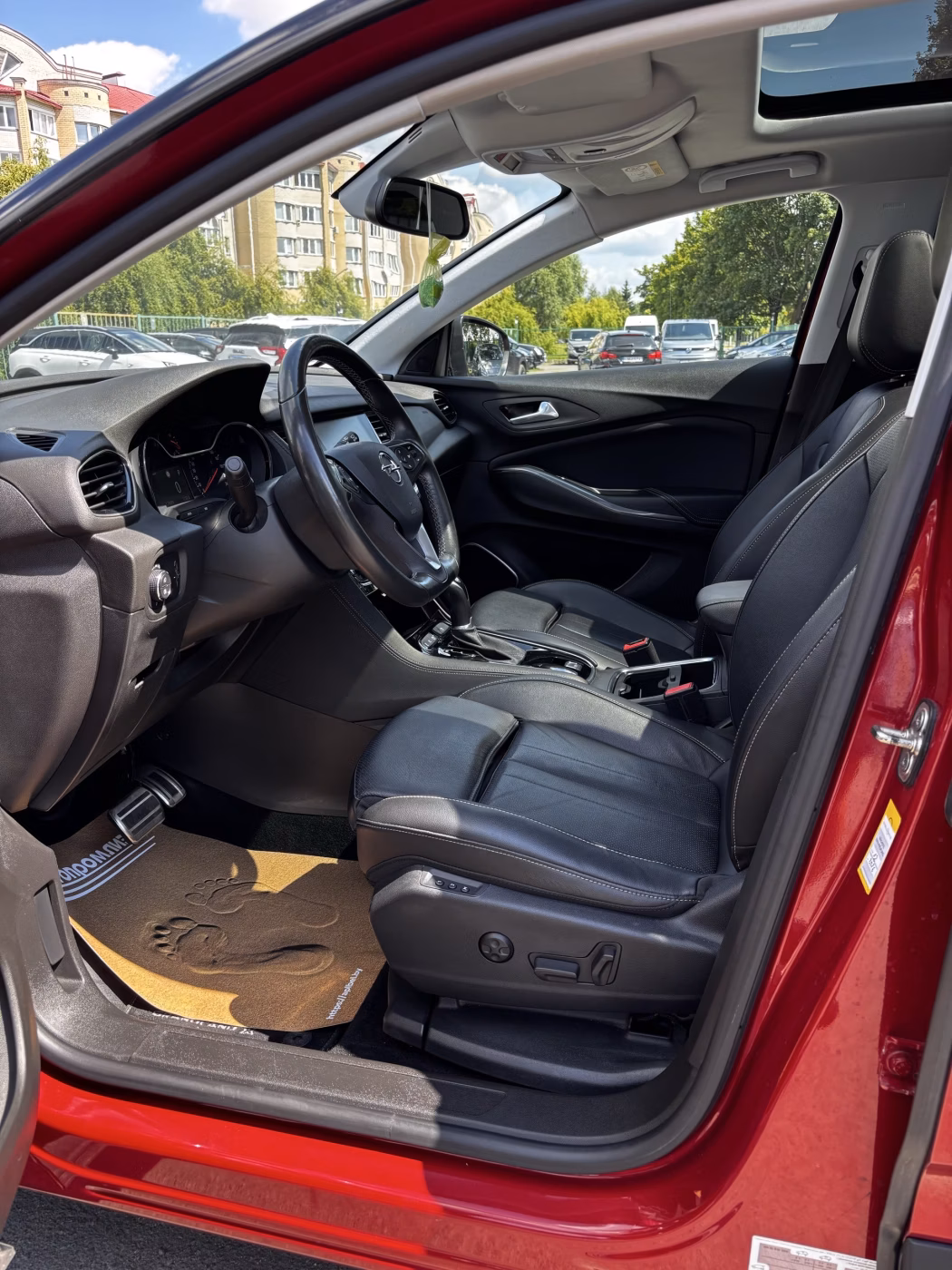 Opel Grandland X фото 9
