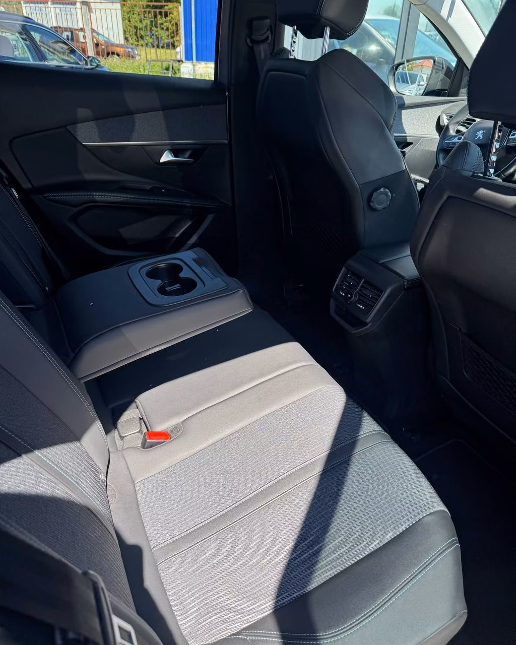 Peugeot 3008 фото 12