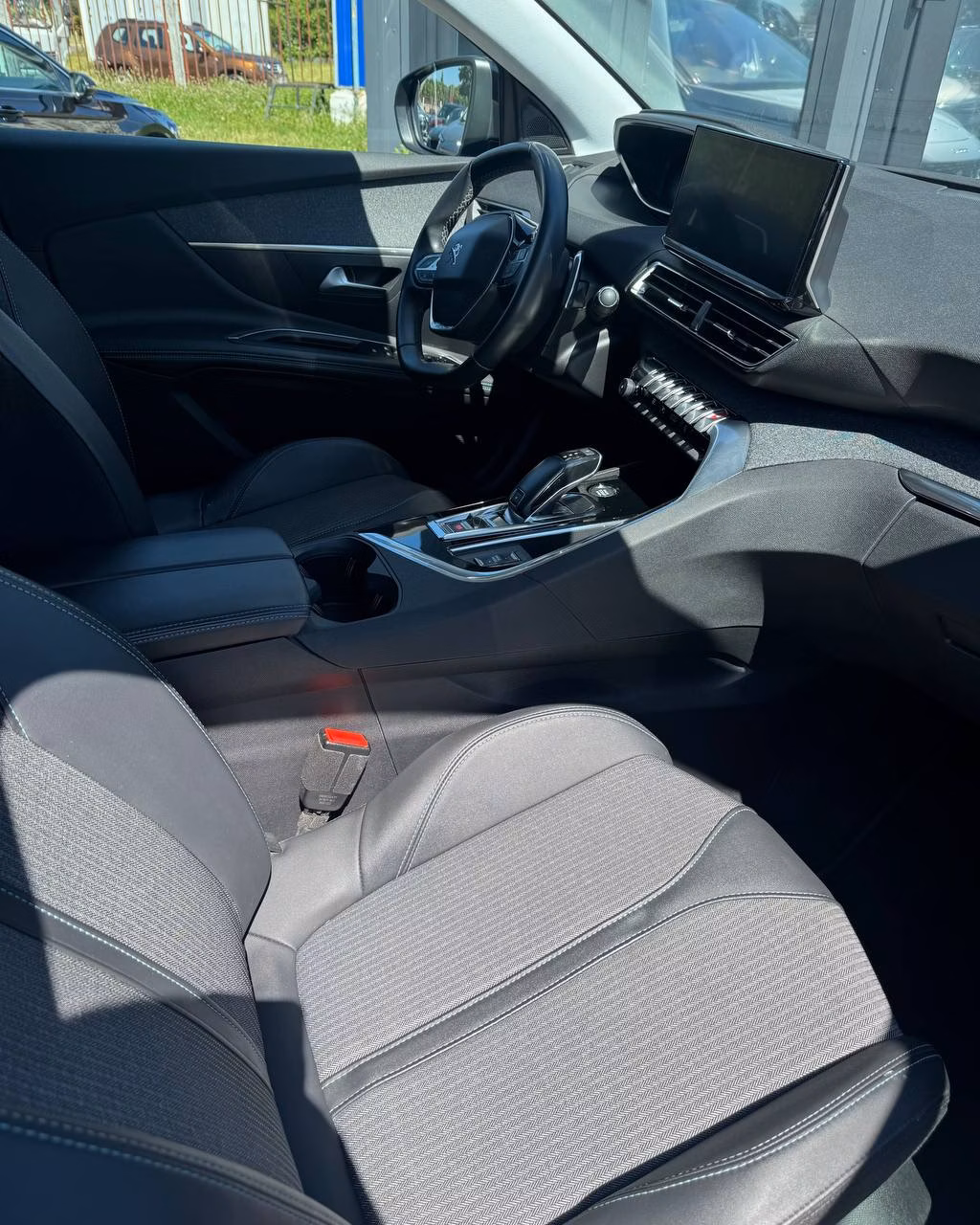 Peugeot 3008 фото 13