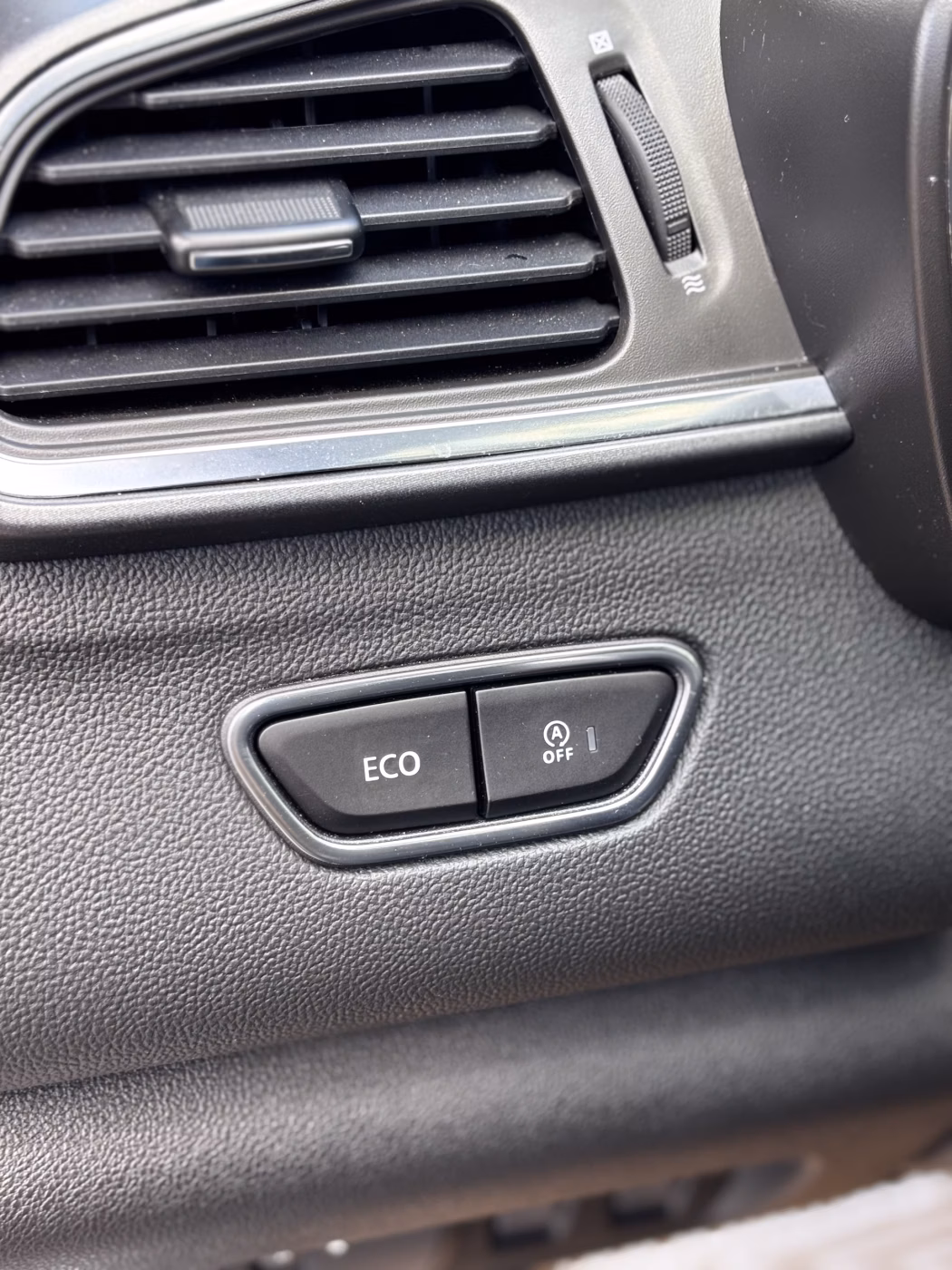 Renault Kadjar фото 17