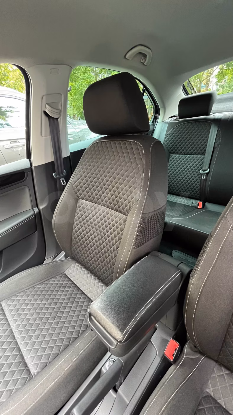 Skoda Rapid фото 16