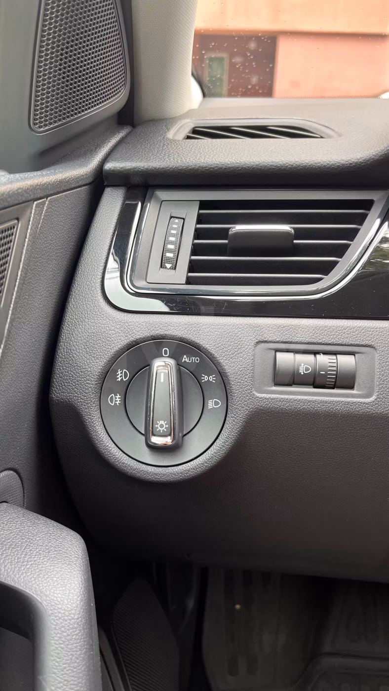 Skoda Rapid фото 13
