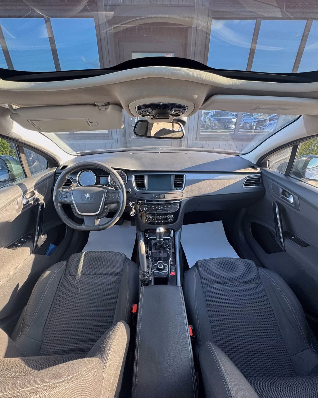 Peugeot 508 фото 9
