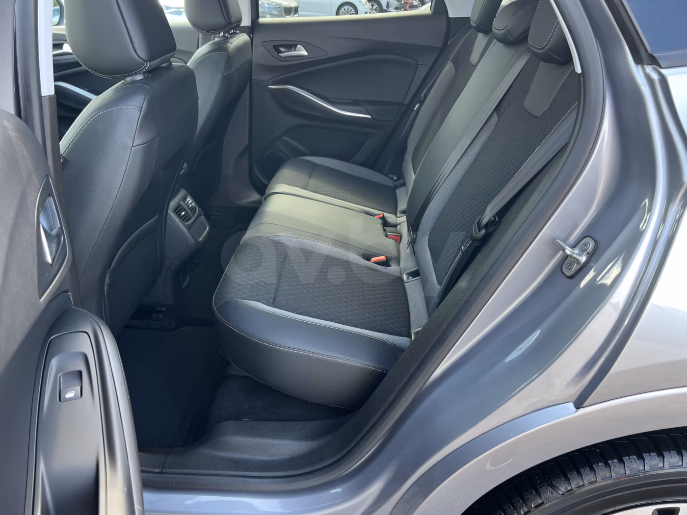 Opel Grandland X фото 15