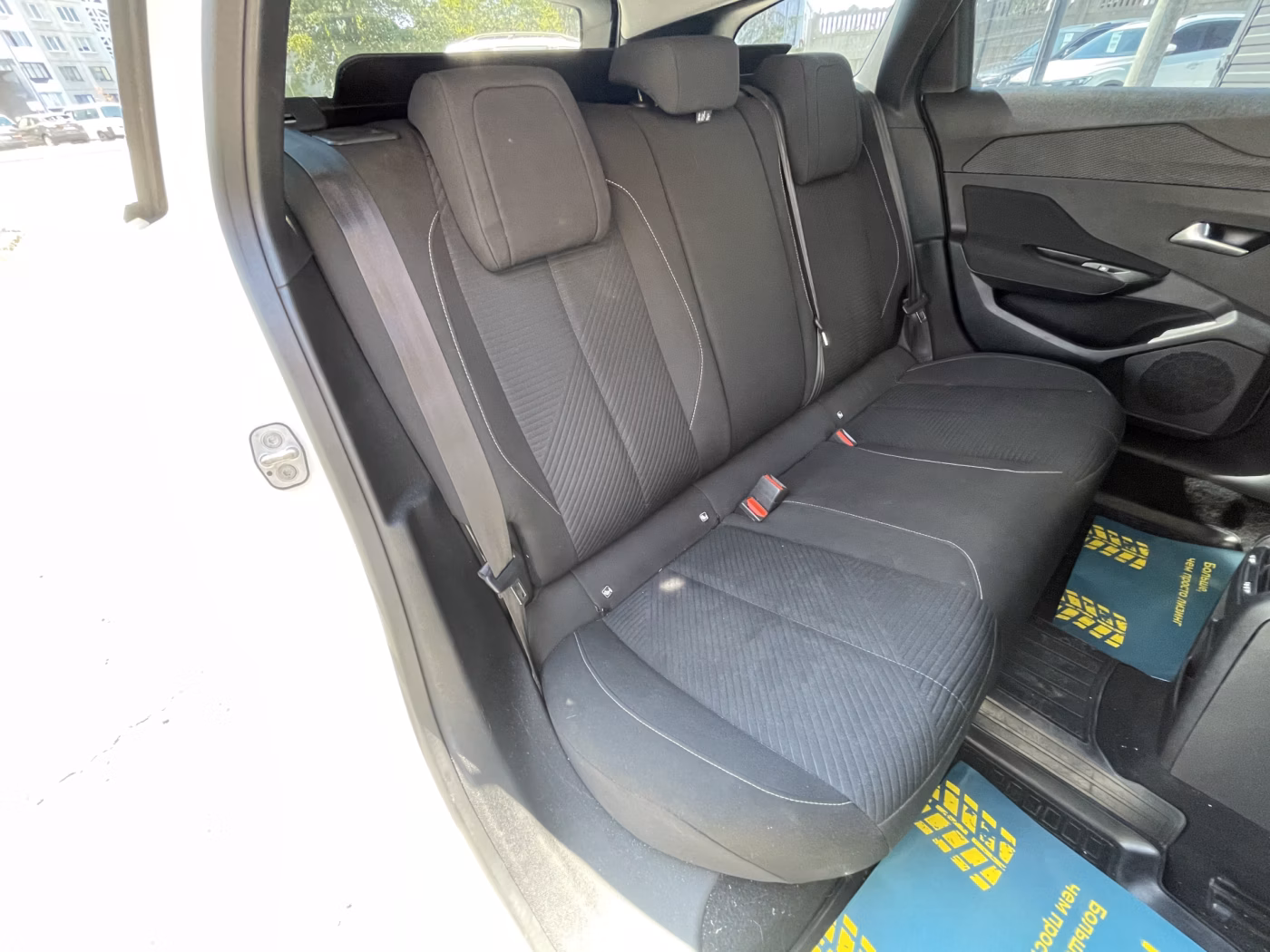 Peugeot 308 фото 12