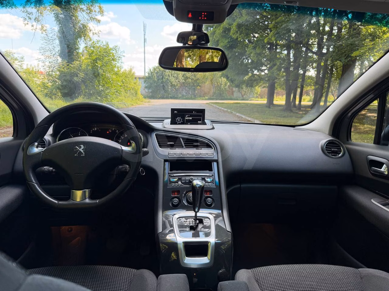Peugeot 5008 фото 14