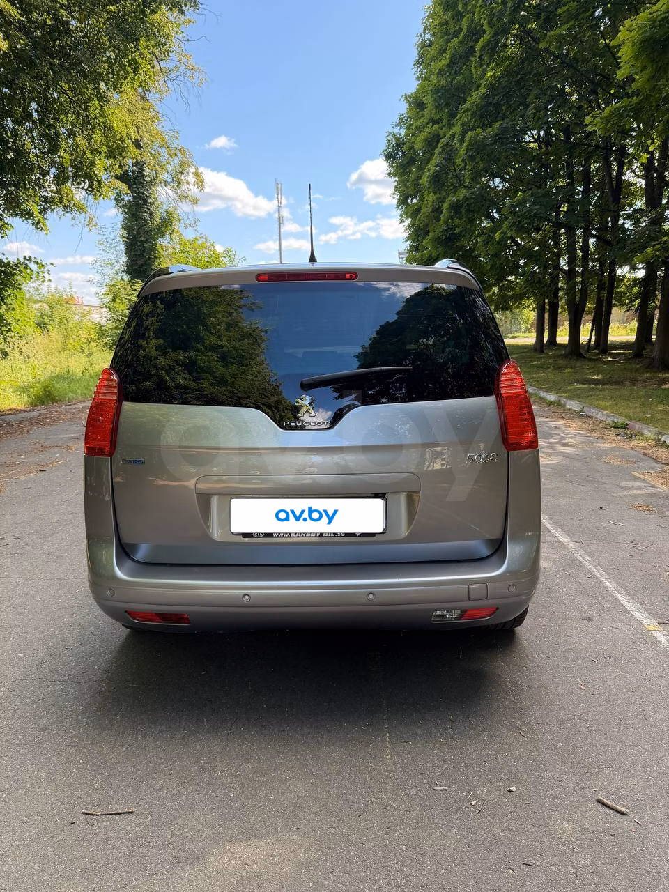 Peugeot 5008 фото 11