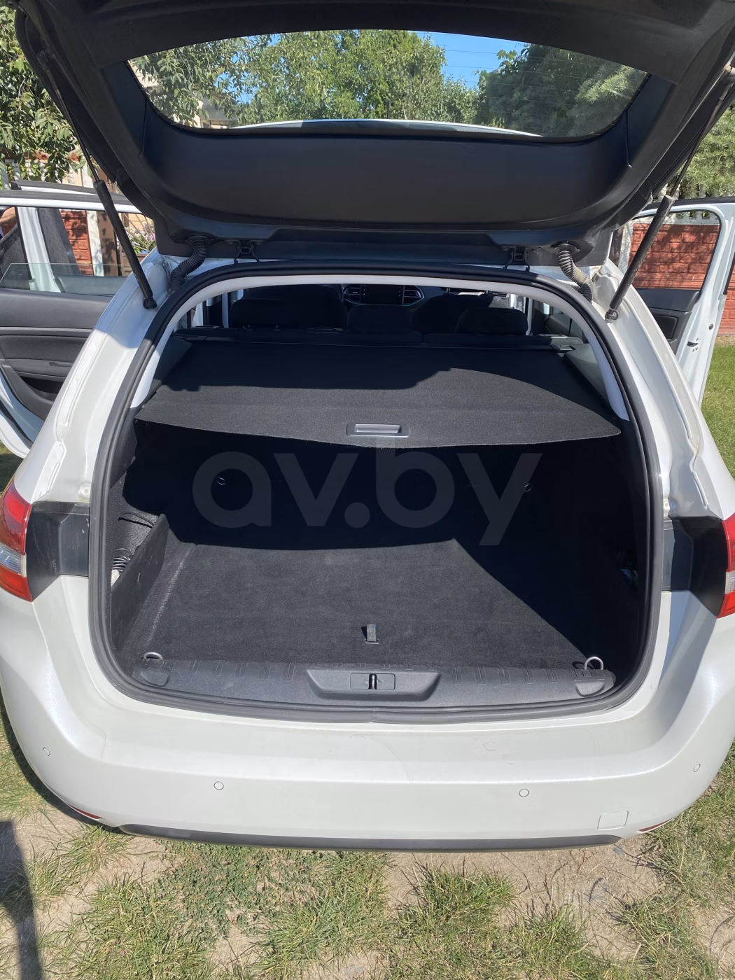 Peugeot 308 фото 10
