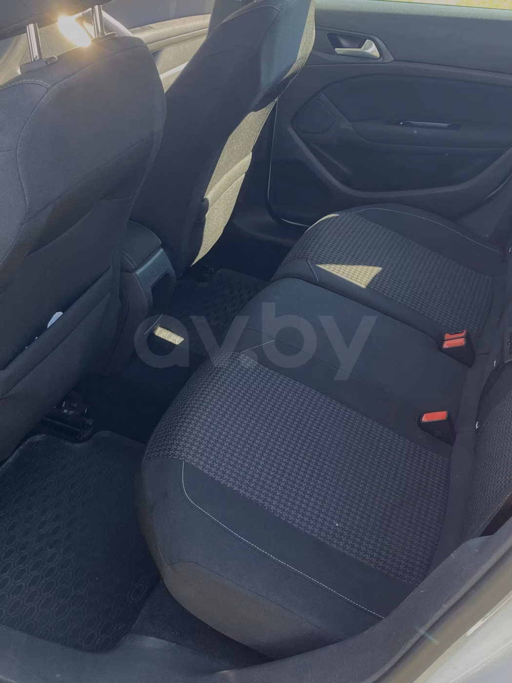 Peugeot 308 фото 14