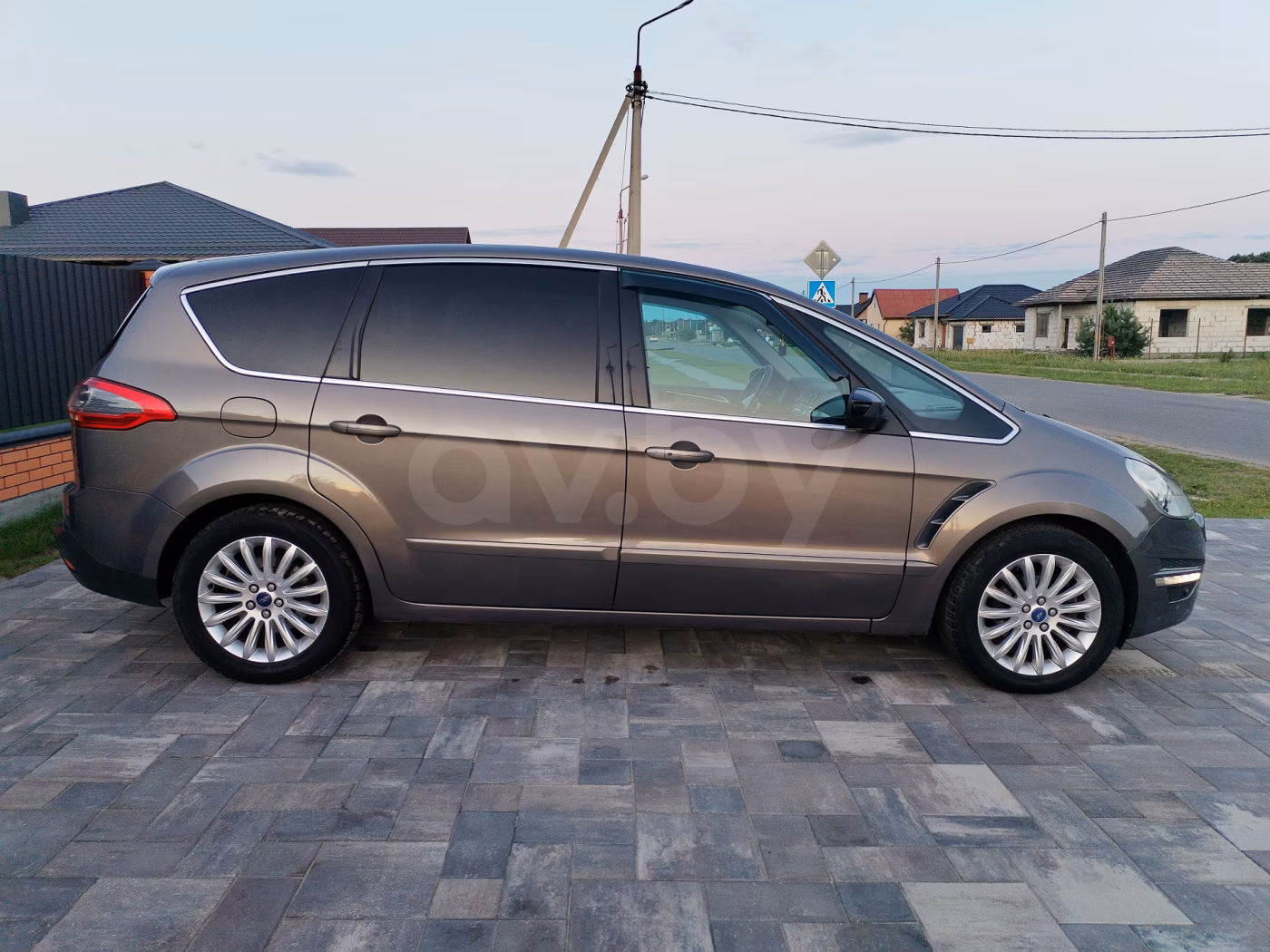 Ford S-MAX фото 3
