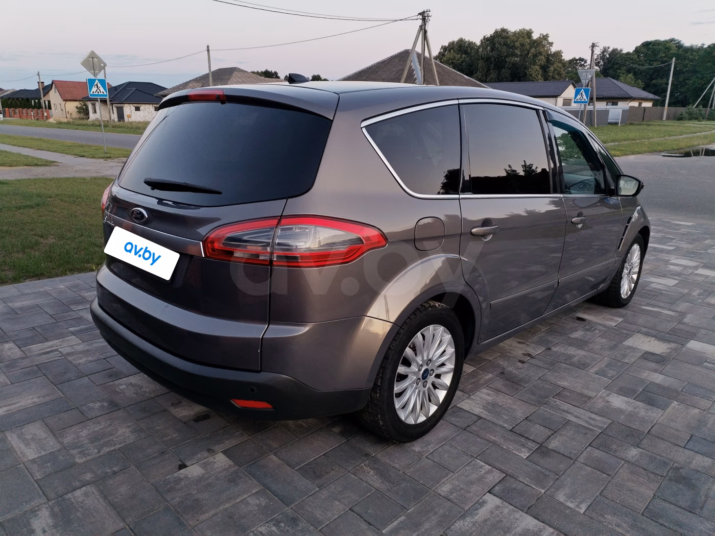 Ford S-MAX фото 5
