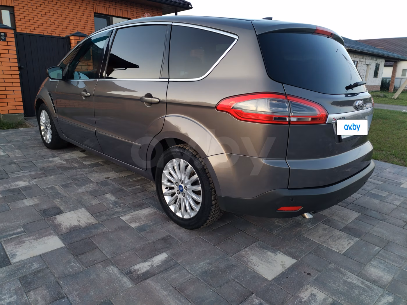 Ford S-MAX фото 6