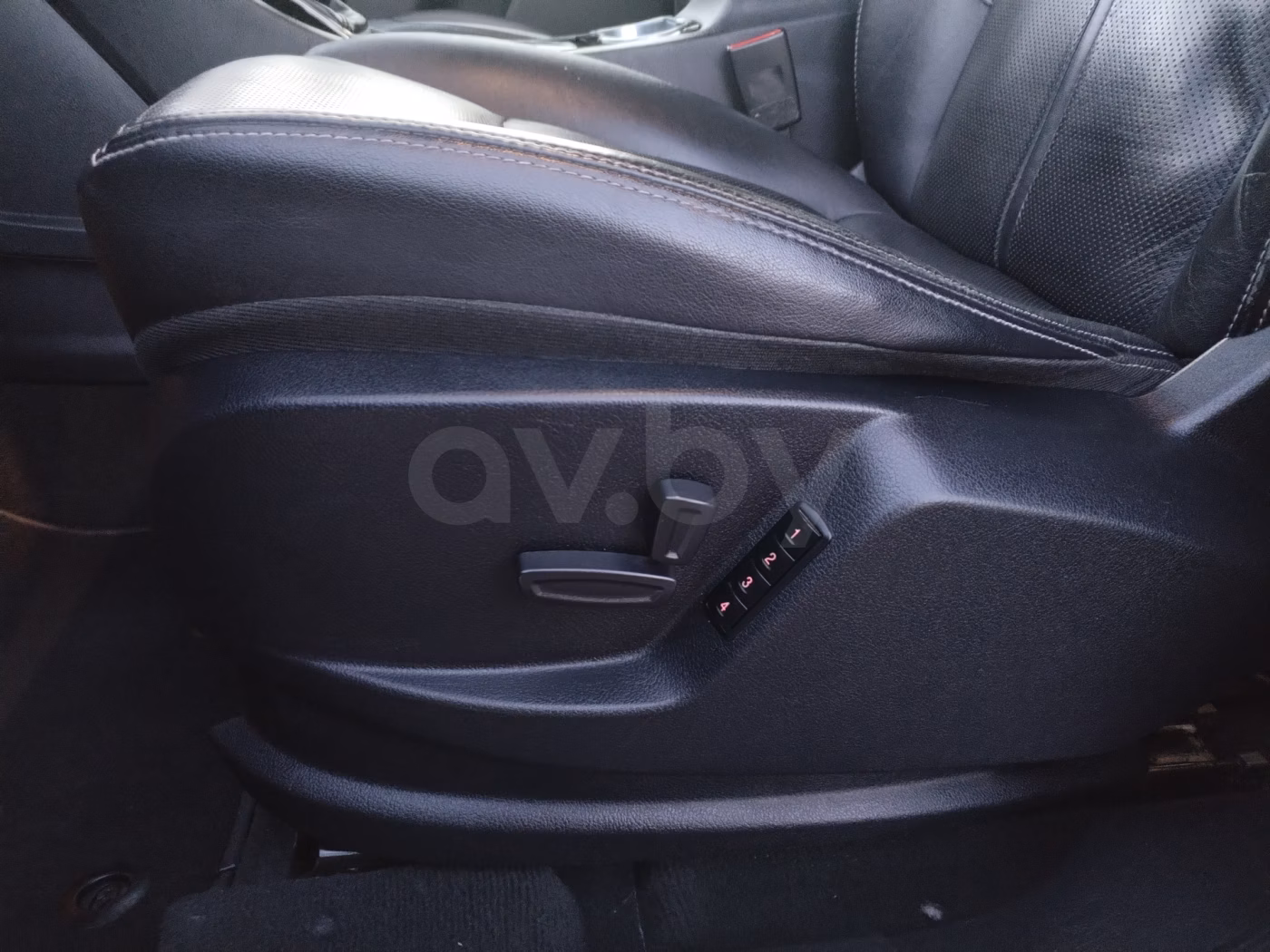 Ford S-MAX фото 16