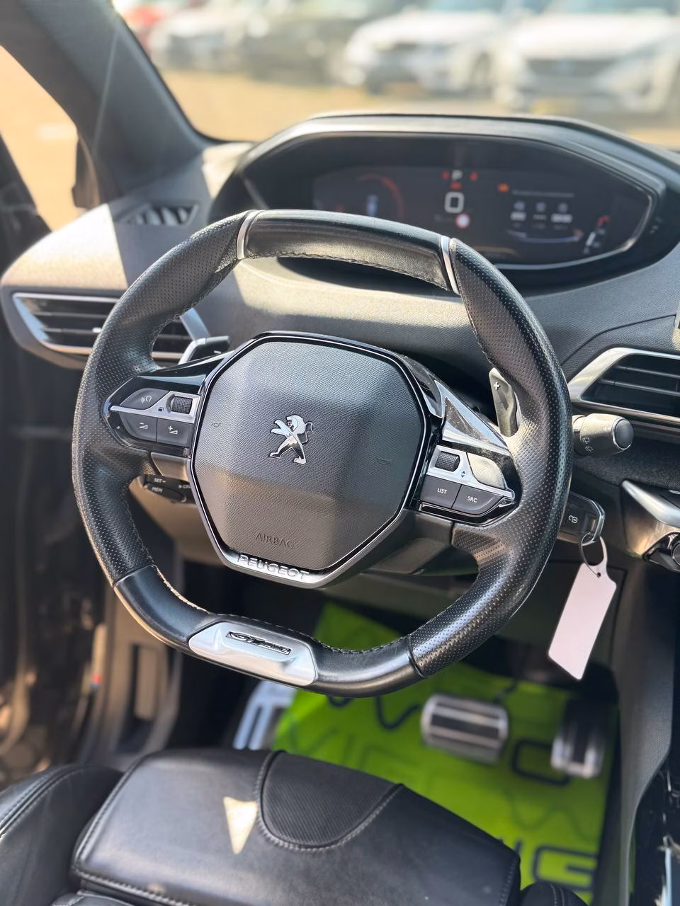 Peugeot 3008 фото 12