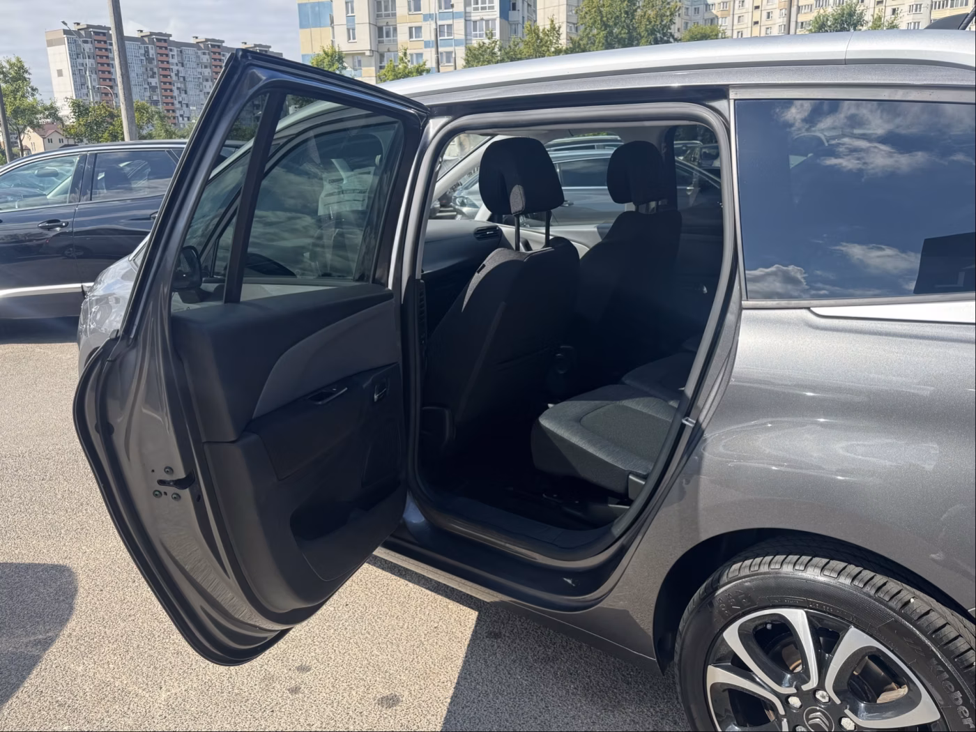 Citroen C4 Spacetourer фото 11