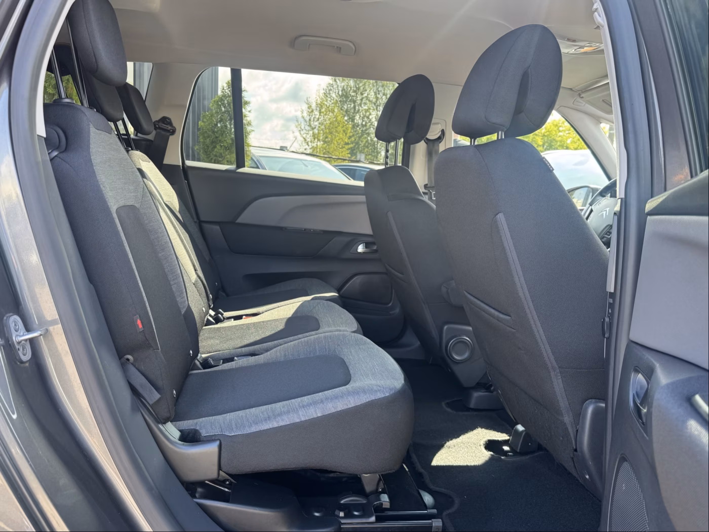 Citroen C4 Spacetourer фото 17