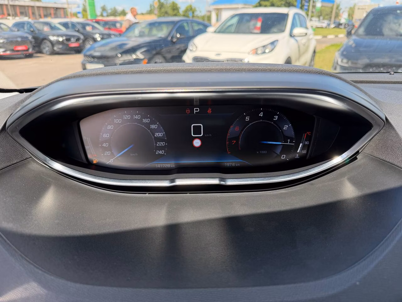 Peugeot 3008 фото 2