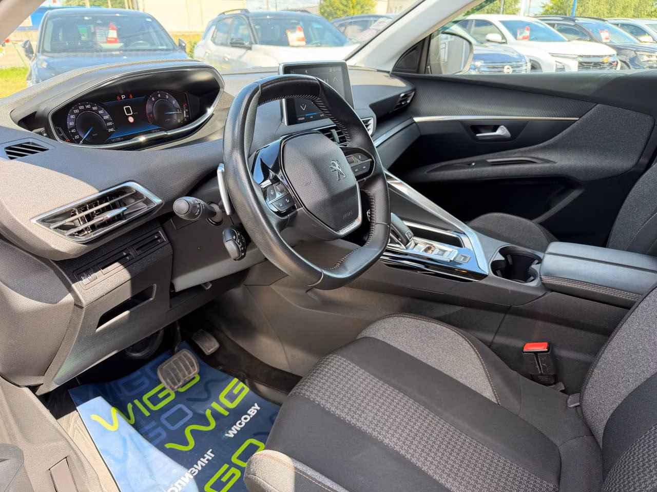 Peugeot 3008 фото 11