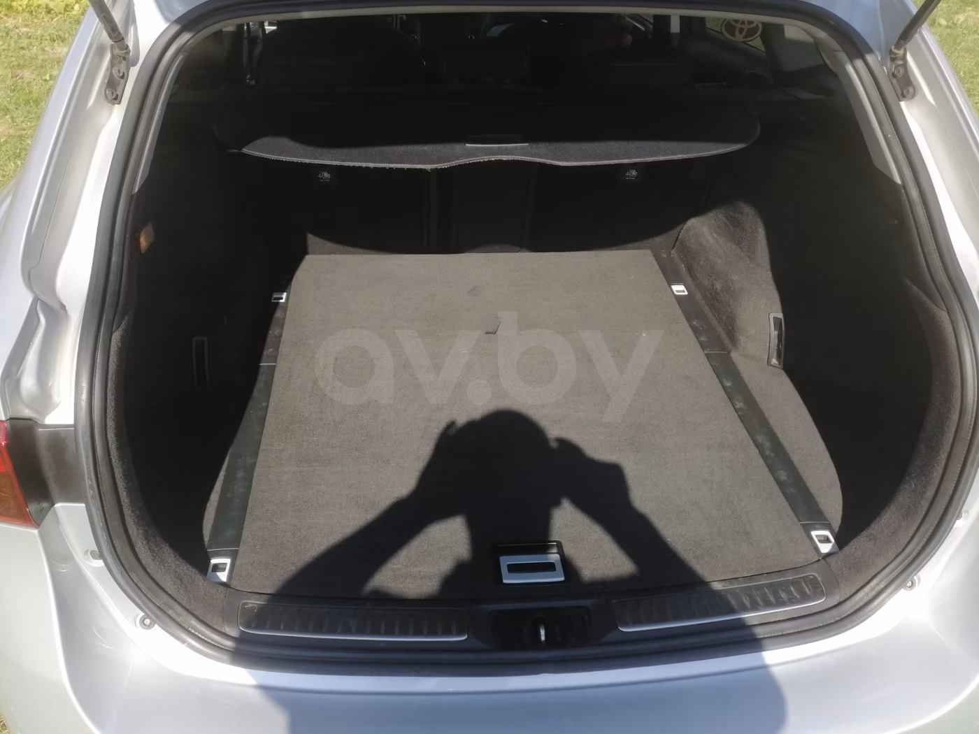 Toyota Avensis фото 9