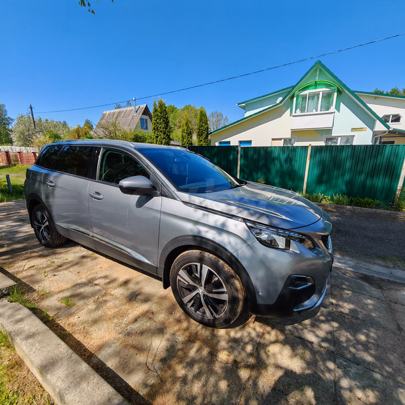Peugeot 5008 фото 2