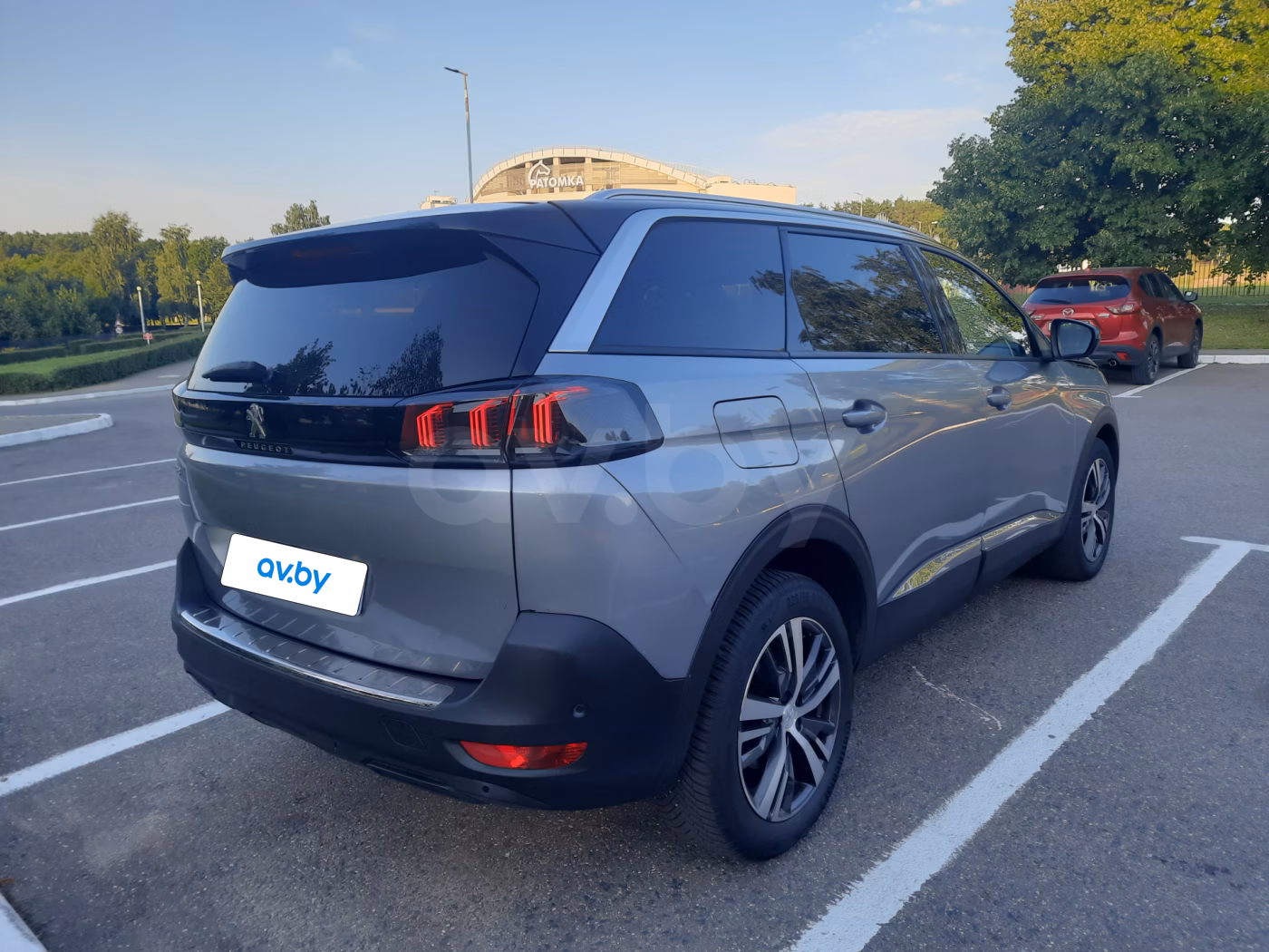 Peugeot 5008 фото 5